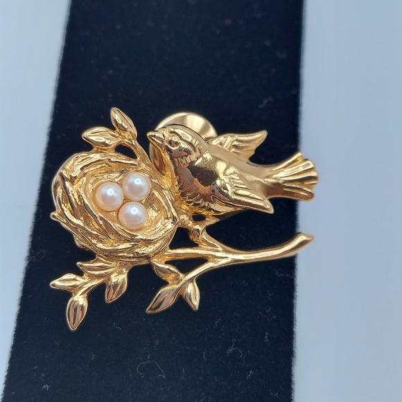 Vintage Brooch Bird & Nest & Eggs. VGC. - Picture 5 of 8